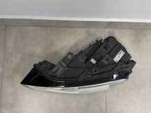 Laden Sie das Bild in den Galerie-Viewer, Frontscheinwerfer Audi Q3 8U0941005C Xenon Links Scheinwerfer Headlight SCH5759770140op