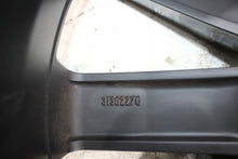 Laden Sie das Bild in den Galerie-Viewer, 1x Alufelge 19 Zoll 8.0" 5x108 42 5ET 31362276 Volvo Rim Wheel FEL3666841304xv