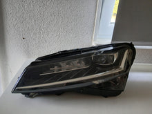 Laden Sie das Bild in den Galerie-Viewer, Frontscheinwerfer Skoda Superb III 3V1941015D 3V1941016 LED Rechts oder Links