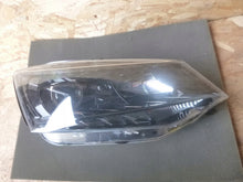 Laden Sie das Bild in den Galerie-Viewer, Frontscheinwerfer Skoda Fabia III 6V1941016B Rechts Scheinwerfer Headlight SCH4138869369fa