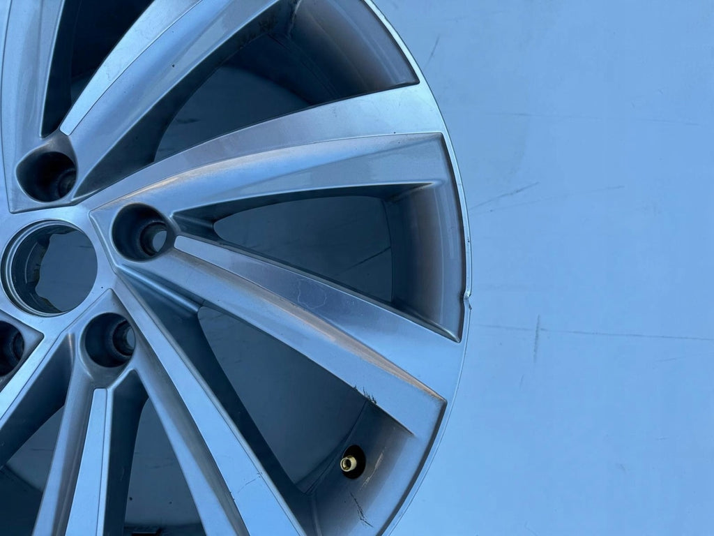 1x Alufelge 18 Zoll 7.5" 5x112 48ET 5E3601025H Skoda Rim Wheel
