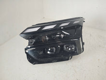 Laden Sie das Bild in den Galerie-Viewer, Frontscheinwerfer Skoda Enyaq 5LB941035A LED Links Scheinwerfer Headlight SCH8773229816pt