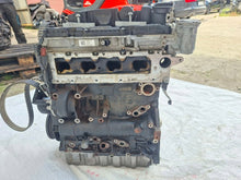 Laden Sie das Bild in den Galerie-Viewer, Motor Audi Super CRL 2.0 TDI Diesel Engine Unkomplett