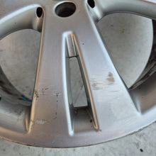Load image into Gallery viewer, 1x Alufelge 17 Zoll 7.5" A2044010402 Mercedes-Benz W204 Rim Wheel