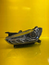 Laden Sie das Bild in den Galerie-Viewer, Frontscheinwerfer Maserati Ghibli M157 00670004835 Xenon Links Headlight SCH7219399504ns