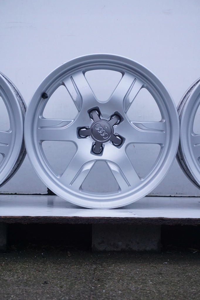 4x Alufelge 17 Zoll 7.5" 5x112 28ET Glanz Silber 8T0601025B Audi A4 Rim Wheel FEL4636782446eq