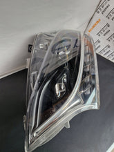 Laden Sie das Bild in den Galerie-Viewer, Frontscheinwerfer Mercedes-Benz Vito A4479063301 Rechts Scheinwerfer Headlight SCH4644691191ok