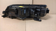 Laden Sie das Bild in den Galerie-Viewer, Frontscheinwerfer Skoda Octavia III 5E1941016D LED Rechts Scheinwerfer Headlight SCH3241968542yi