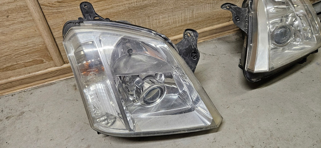 Frontscheinwerfer Opel Meriva A 93321055 Xenon Rechts Scheinwerfer Headlight SCH3044350206cz