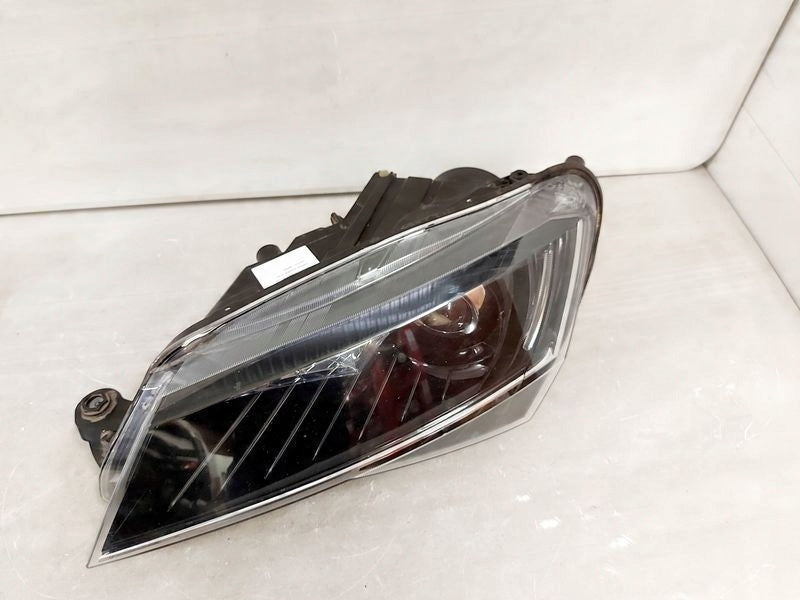 Frontscheinwerfer Skoda Superb III Links Scheinwerfer Headlight