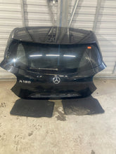 Load image into Gallery viewer, Heckklappe Mercedes-Benz W176 Rückseite kofferraumklappe Tailgate