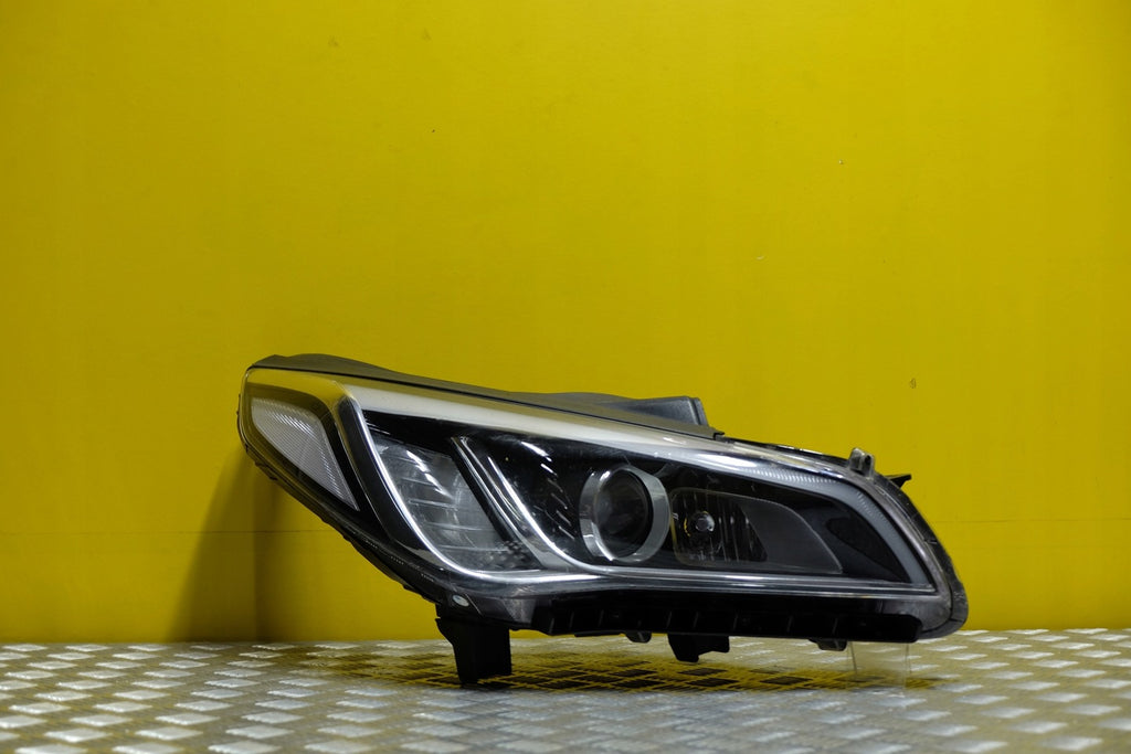 Frontscheinwerfer Hyundai Sonata 92102-C11XX Xenon Rechts Scheinwerfer Headlight