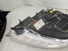 Laden Sie das Bild in den Galerie-Viewer, Frontscheinwerfer Audi A6 C6 4F0941003CP Xenon Links Scheinwerfer Headlight