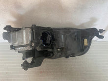 Laden Sie das Bild in den Galerie-Viewer, Frontscheinwerfer VW T Roc 2GA941035AH LED Links Scheinwerfer Headlight SCH8140469738dn