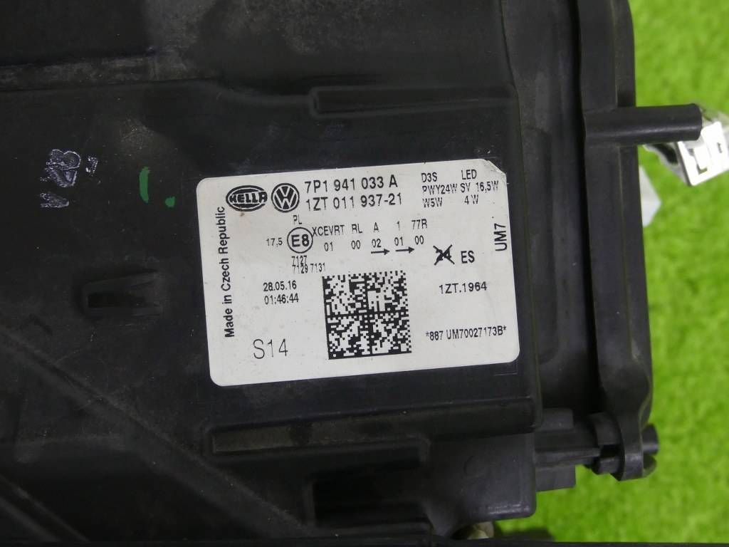Frontscheinwerfer VW Touareg 7P1941033A Links Scheinwerfer Headlight SCH2739941512ic