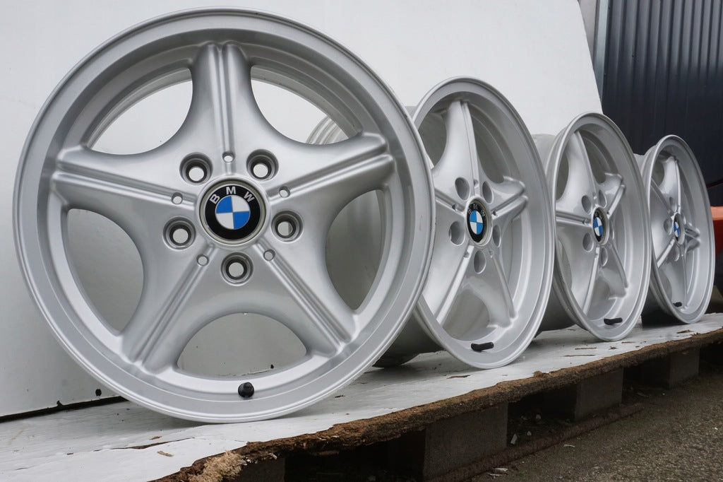 4x Alufelge 16 Zoll 7.0" 5x120 46ET 1092260 BMW Rim Wheel FEL2481880387ra