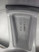 Load image into Gallery viewer, 1x Alufelge 17 Zoll 6.5" 5x100 39ET Glanz Silber 2GM601025A MA-DAR81 VW T-Cross FEL6682944253po