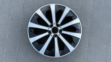 Laden Sie das Bild in den Galerie-Viewer, 1x Alufelge 19 Zoll 7.5" 5x112 53ET A2474013100 Mercedes-Benz Glb X247 Rim Wheel FEL6740590944fr