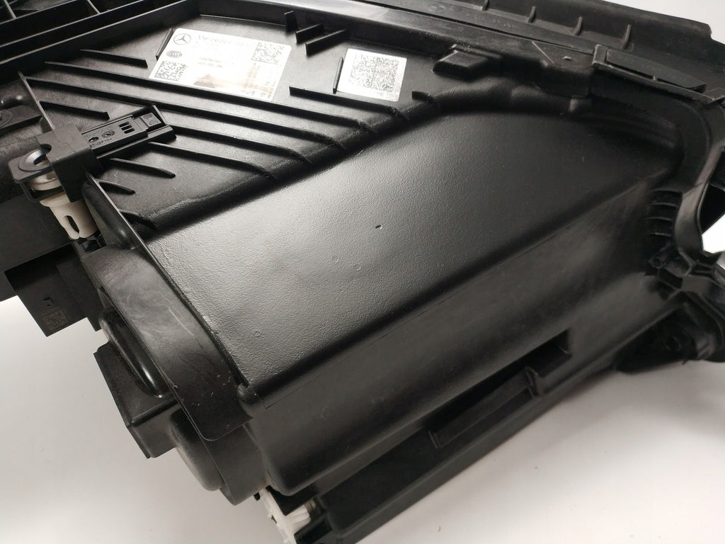 Frontscheinwerfer Mercedes-Benz W213 A2139061705 Ein Stück (Rechts oder Links) SCH8241417865mg