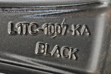 Laden Sie das Bild in den Galerie-Viewer, 1x Alufelge 17 Zoll 7.0&quot; 5x108 47 5ET L1TC-1007-KA Ford Puma Rim Wheel