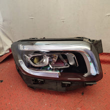 Laden Sie das Bild in den Galerie-Viewer, Frontscheinwerfer Mercedes-Benz W247 A2479063200 Full LED Rechts Headlight SCH2335826263ka