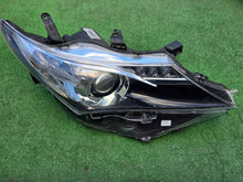 Laden Sie das Bild in den Galerie-Viewer, Frontscheinwerfer Toyota Auris 89909424 LED Rechts Scheinwerfer Headlight SCH7168299250ik
