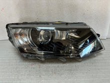 Laden Sie das Bild in den Galerie-Viewer, Frontscheinwerfer Skoda Octavia III 5E1941016B Xenon Rechts Headlight SCH7832510410cq