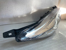 Laden Sie das Bild in den Galerie-Viewer, Frontscheinwerfer Ford Fiesta I 12-C1BB-13W029-CG- PAW1025 Rechts Headlight SCH7184825479er