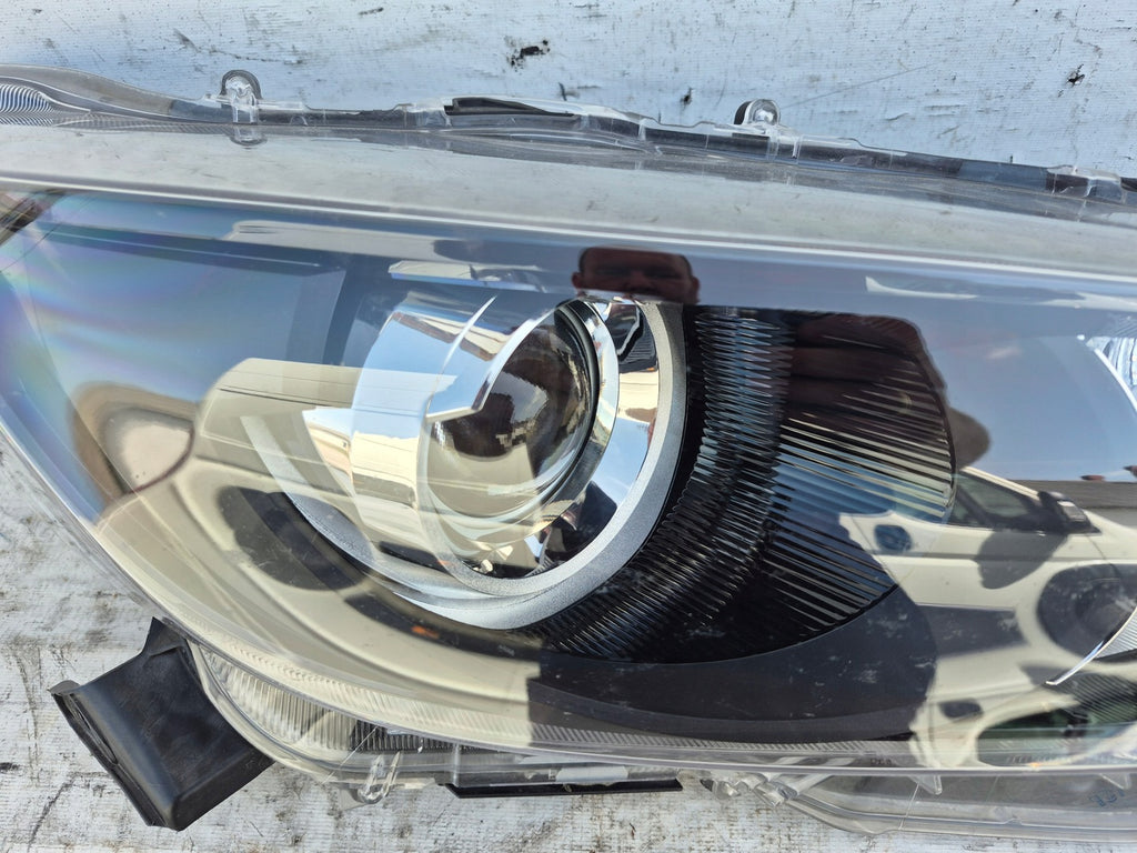 Frontscheinwerfer Toyota Yaris K0-6EU Ein Stück (Rechts oder Links) Headlight