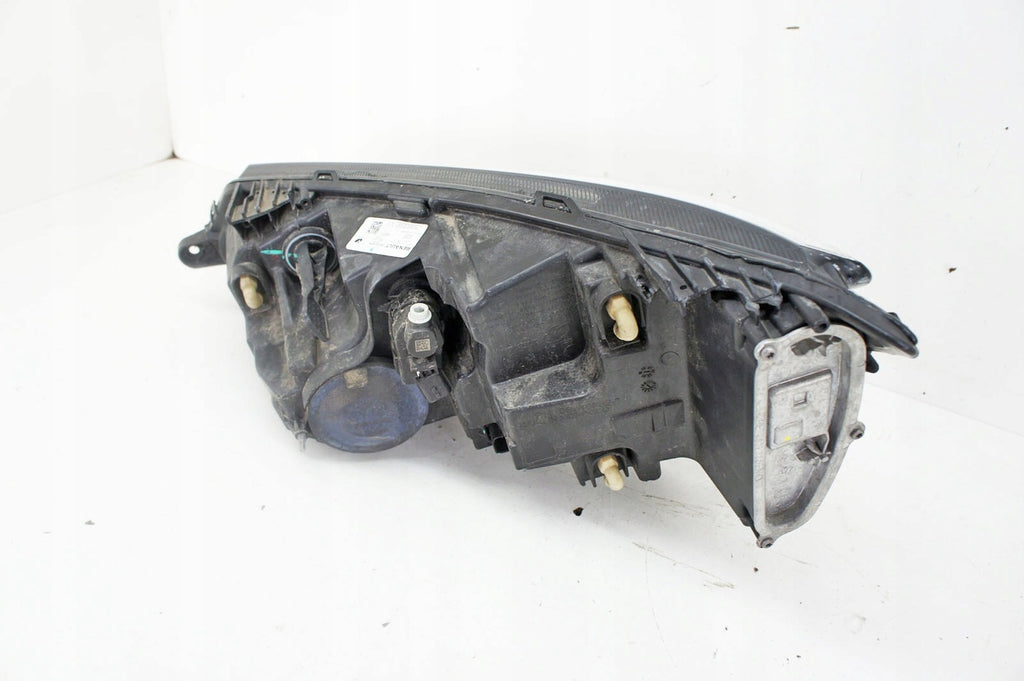 Frontscheinwerfer Dacia Sandero III 260104363R Rechts Scheinwerfer Headlight