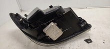 Laden Sie das Bild in den Galerie-Viewer, Frontscheinwerfer Mercedes-Benz Sprinter 906 9068200961 Xenon Links Headlight SCH6275864720ps