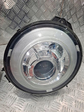 Laden Sie das Bild in den Galerie-Viewer, Frontscheinwerfer Mercedes-Benz W463 Ein Satz Scheinwerfer Headlight SCH7665756175ce