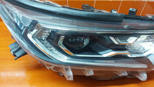 Load image into Gallery viewer, Frontscheinwerfer Toyota V 81145-42E50 LED Rechts Scheinwerfer Headlight