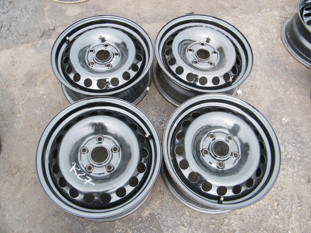 4x Alufelge 15 Zoll 6.0" 5x112 47ET Silber VW Caddy V Golf III Jetta VI Touran FEL9202054412rr