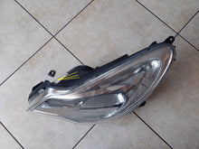Load image into Gallery viewer, Frontscheinwerfer Opel Corsa D 13432889 Links Scheinwerfer Headlight SCH7643293138an