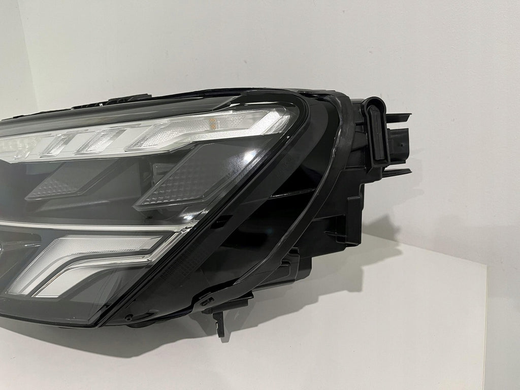 Frontscheinwerfer Audi A3 8Y0941033 LED Ein Stück (Rechts oder Links) Headlight SCH3465693031el