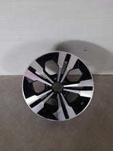 Laden Sie das Bild in den Galerie-Viewer, 1x Alufelge 18 Zoll 7.5&quot; 5x112 Mercedes-Benz W247 Rim Wheel