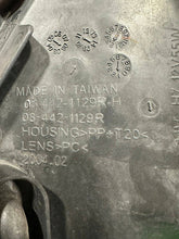 Load image into Gallery viewer, Frontscheinwerfer Opel Vectra C Gts Xenon Ein Satz Scheinwerfer Headlight SCH2787258057tr