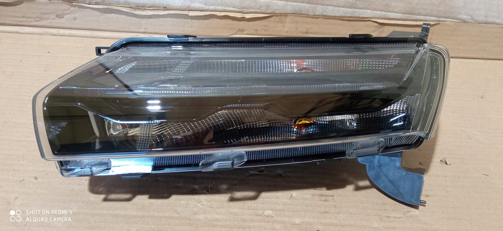 Frontscheinwerfer Dacia Spring 266052417R LED Ein Stück (Rechts oder Links)