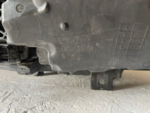 Laden Sie das Bild in den Galerie-Viewer, Frontscheinwerfer BMW 3 F30 F31 198661 Rechts Scheinwerfer Headlight SCH3881001594ai