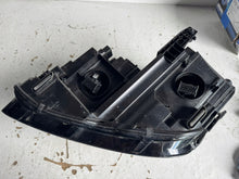 Laden Sie das Bild in den Galerie-Viewer, Frontscheinwerfer VW Tiguan 5NB941082E LED Rechts Scheinwerfer Headlight SCH4402035245sp