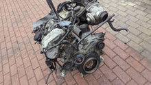 Load image into Gallery viewer, Motor Mercedes-Benz W203 CDI 210TKm Diesel Engine Unkomplett