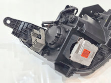 Laden Sie das Bild in den Galerie-Viewer, Frontscheinwerfer Hyundai Elantra 92101-F2 LED Links Scheinwerfer Headlight