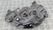 Laden Sie das Bild in den Galerie-Viewer, Frontscheinwerfer Audi A3 8V0941006E Xenon Rechts Scheinwerfer Headlight SCH3295673874kr