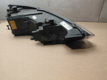 Laden Sie das Bild in den Galerie-Viewer, Frontscheinwerfer Audi A1 8X0941005 Xenon Links Scheinwerfer Headlight SCH2905132602hj