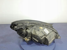 Laden Sie das Bild in den Galerie-Viewer, Frontscheinwerfer Mercedes-Benz W204 2048209559 Ein Stück (Rechts oder Links) SCH3591284356vh