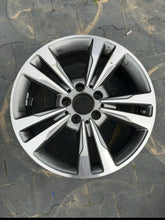 Load image into Gallery viewer, 1x Alufelge 17 Zoll 8.0" 5x112 48ET A2124015602 Mercedes-Benz W212 Rim Wheel FEL3385418391qs