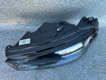 Laden Sie das Bild in den Galerie-Viewer, Frontscheinwerfer Skoda Fabia IV 6VB941015 Links Scheinwerfer Headlight SCH9418686231fx
