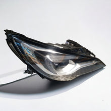 Load image into Gallery viewer, Frontscheinwerfer Opel Astra K 39055746 , 7963200000 FULL LED Rechts Headlight