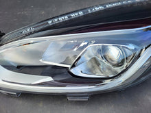 Laden Sie das Bild in den Galerie-Viewer, Frontscheinwerfer Ford Fiesta L1BB-13101-CE FULL LED Links Headlight